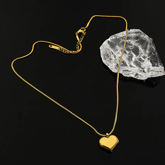 18k Gold-Plated Solid Heart Pendant | Instagram Viral Jewelry | Anti-Tarnish, Waterproof, Hypoallergenic Stainless Steel