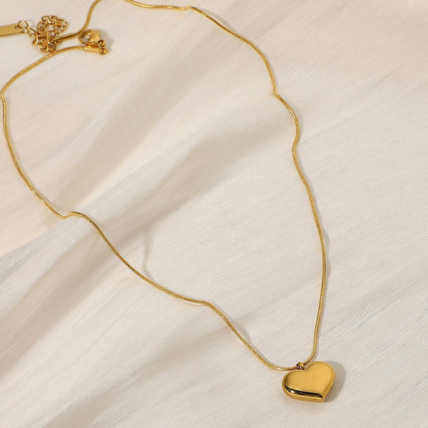 18k Gold-Plated Solid Heart Pendant | Instagram Viral Jewelry | Anti-Tarnish, Waterproof, Hypoallergenic Stainless Steel