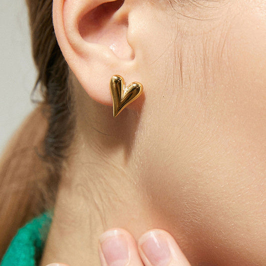 18k Gold-Plated Heart-Shaped Stud Earrings | 2.7cm x 2.3cm | Anti-Tarnish, Waterproof, Hypoallergenic Stainless Steel