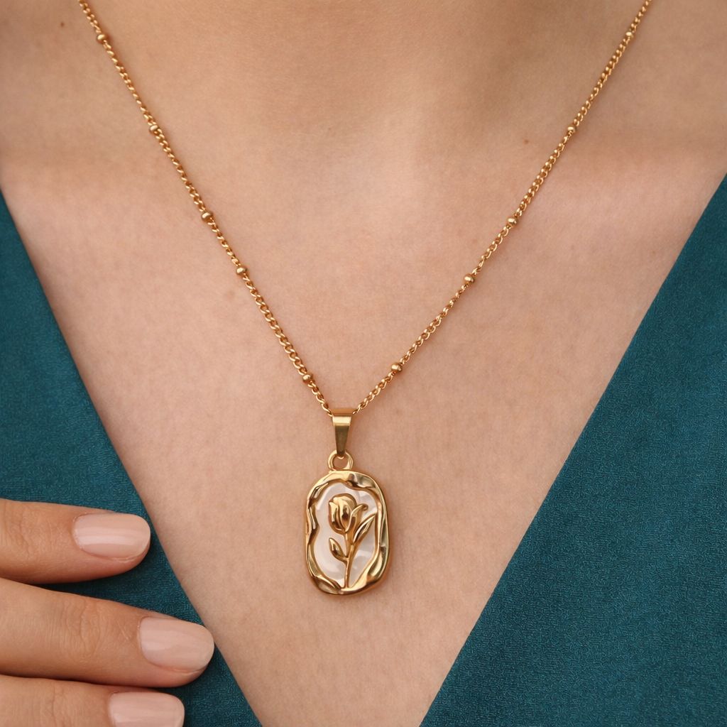 Eternal Rose Pendant Necklace | Anti-Tarnish 18K Gold-Plated | Timeless Romantic Jewelry